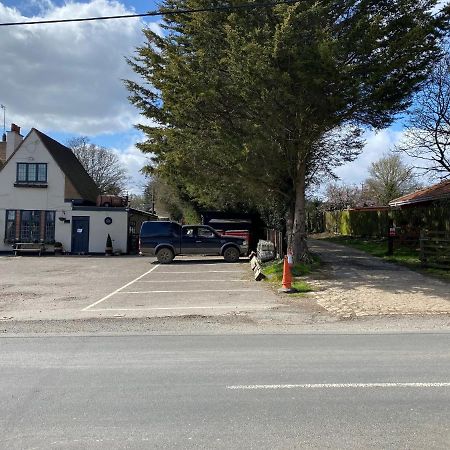Chase Bungalow Billericay Eksteriør bilde