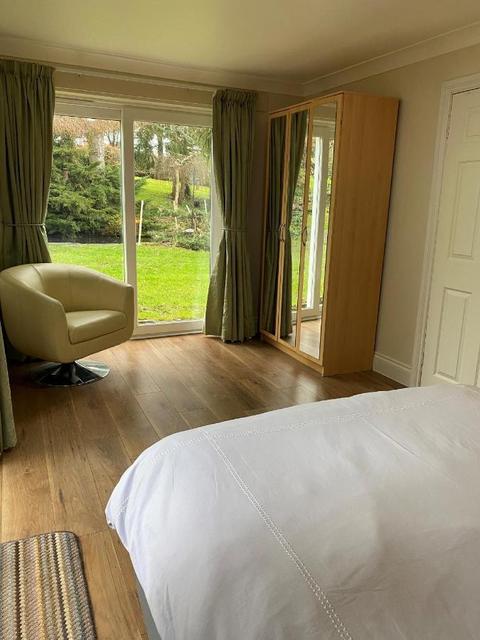 Chase Bungalow Billericay Eksteriør bilde